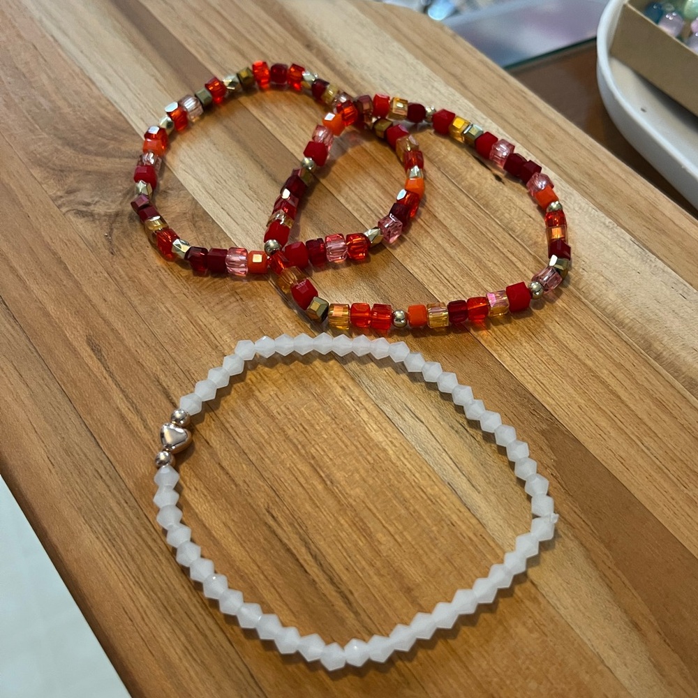 Red and gold bracelet stack โค๏ธ - Picture 2 of 2